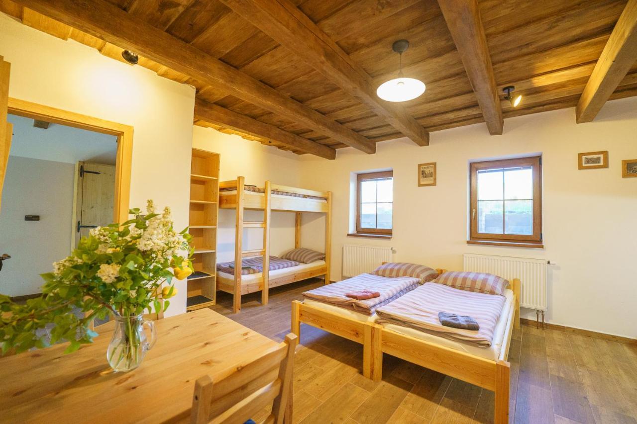 Apartmany Pausram Pouzdrany Kültér fotó